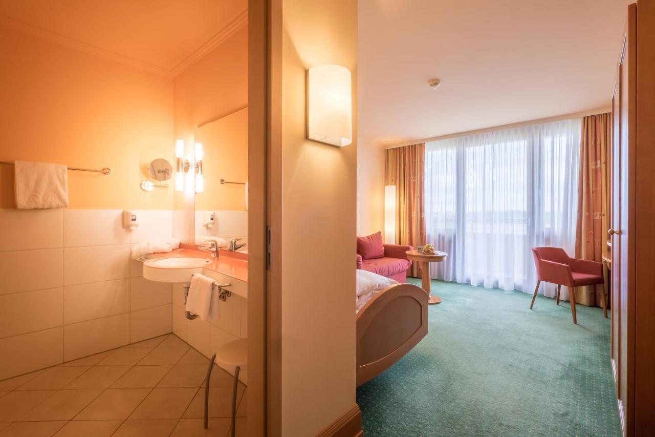 Gesundheitshotel Weissenstadt Am See Exterior photo