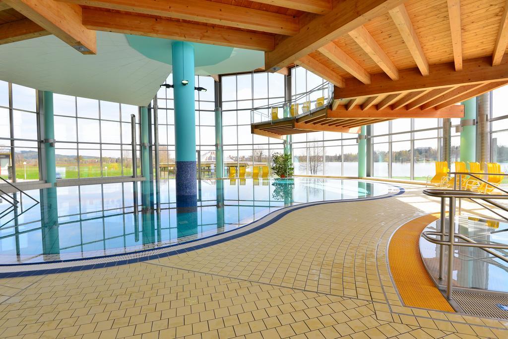 Gesundheitshotel Weissenstadt Am See Exterior photo