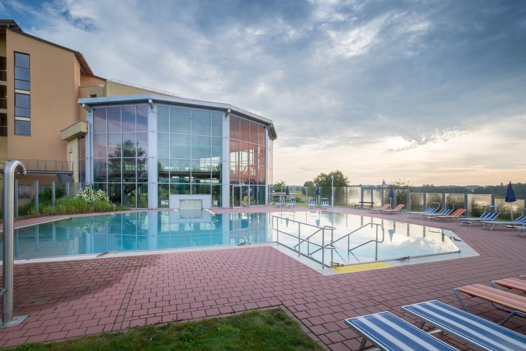 Gesundheitshotel Weissenstadt Am See Exterior photo